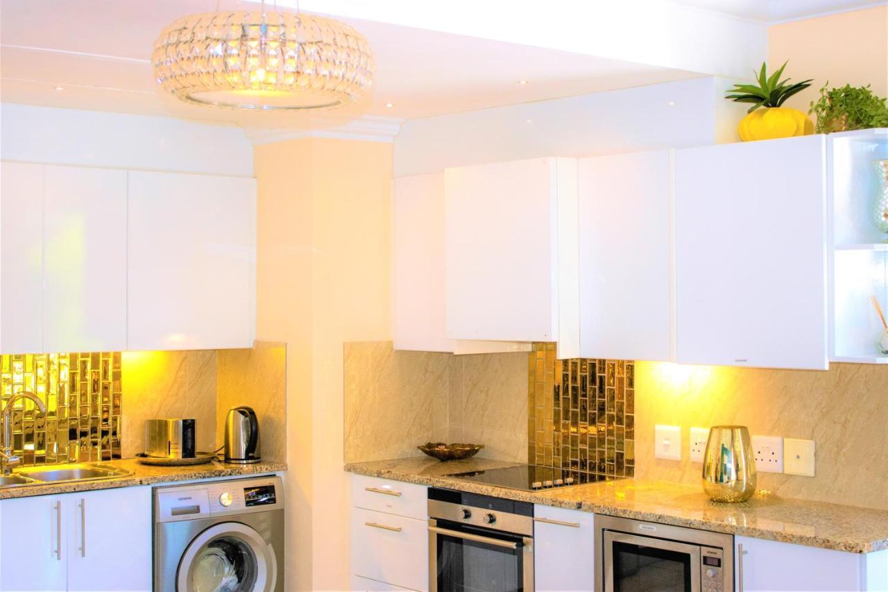 Luxury Apartment, Near V&A Waterfront And Cpt Stadium كيب تاون المظهر الخارجي الصورة
