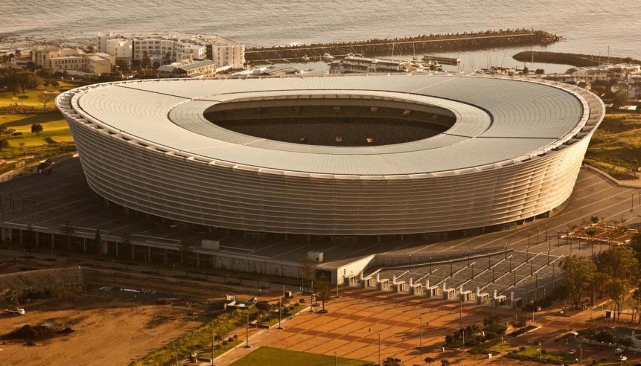 Luxury Apartment, Near V&A Waterfront And Cpt Stadium كيب تاون المظهر الخارجي الصورة